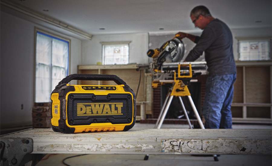 Rock Your Workspace with the DeWalt Bluetooth Speaker缩略图